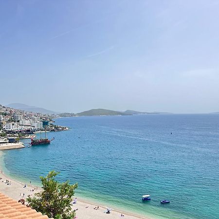 Tini Sea View Apartment Sarandë エクステリア 写真