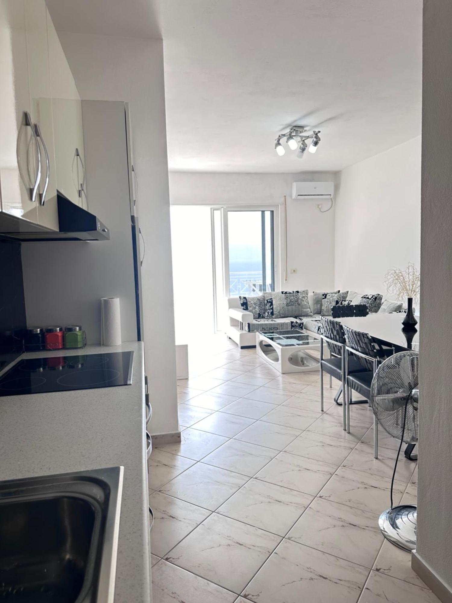 Tini Sea View Apartment Sarandë エクステリア 写真